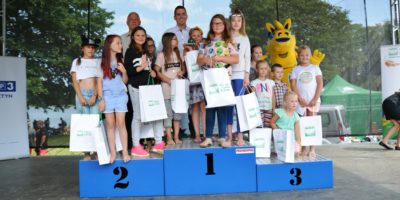 W zdrowym ciele zdrowy duch czyli owocowo-warzywna rzeźba w piachu