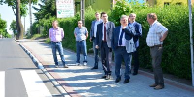 Chodnik na Jeleńskiej w końcu po dwóch stronach