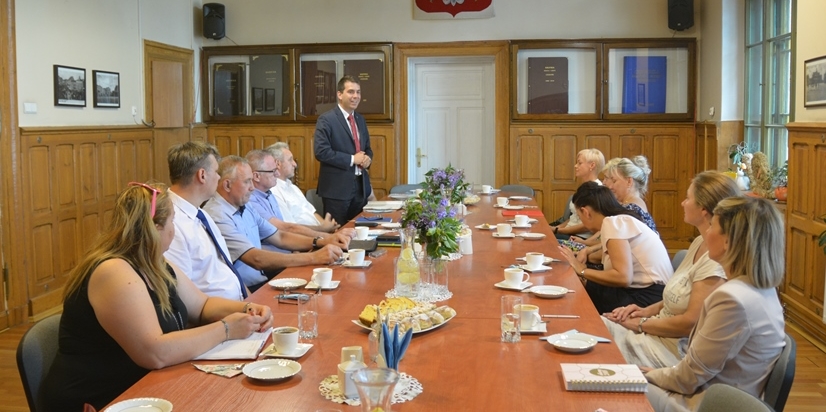 Nowi dyrektorzy lidzbarskich placówek oświatowych